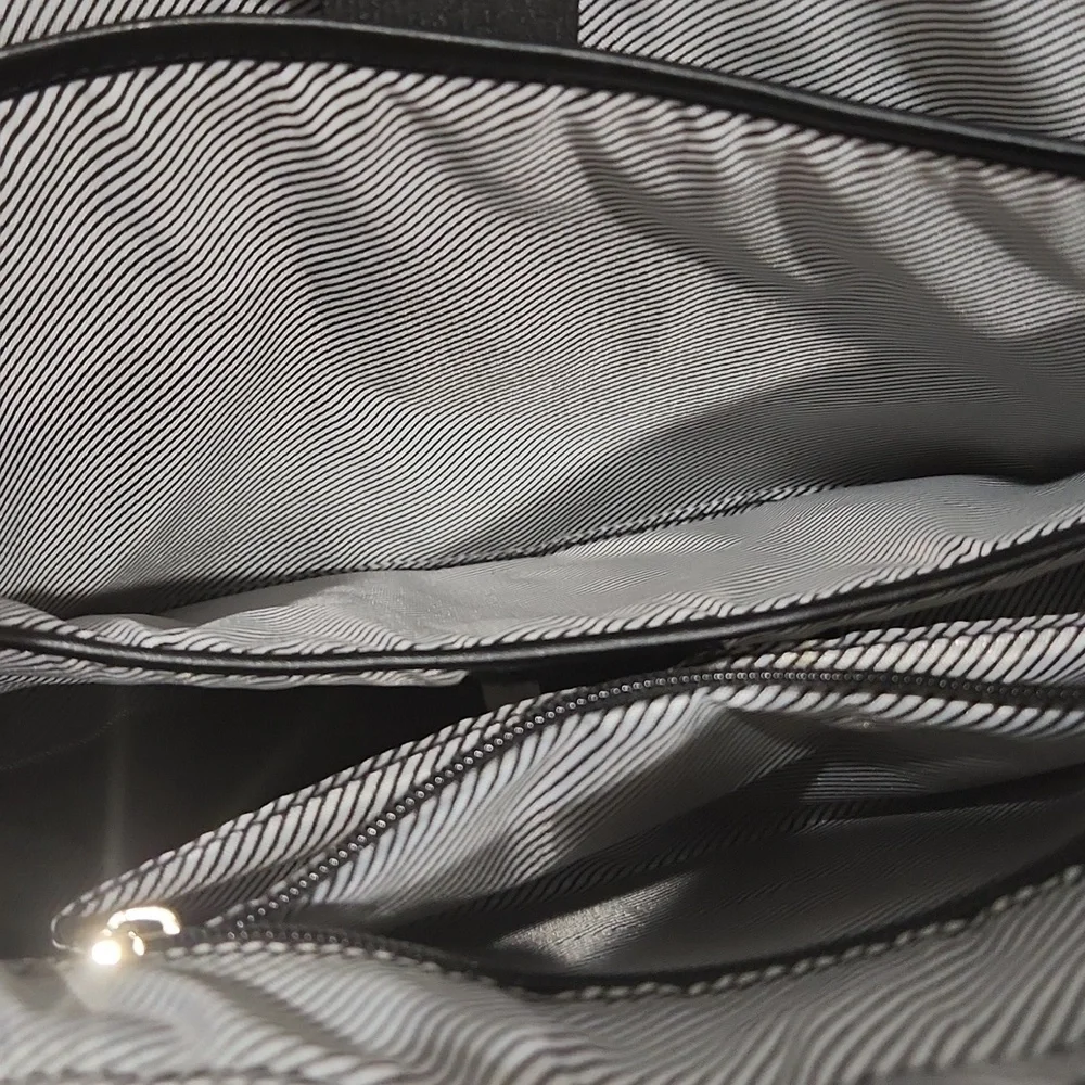 Kenneth Cole Black Quilted Chevron Laptop Travel Work Tote Bag NEVER USED